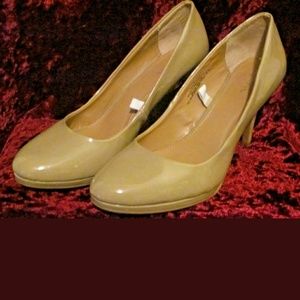 Tan Patent Faux Leather Pumps